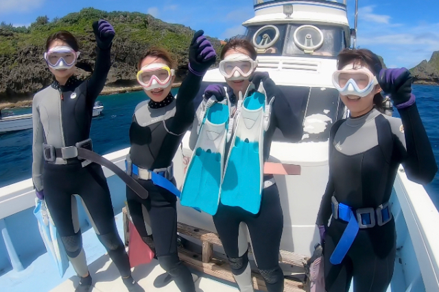 【沖縄・青の洞窟・体験ダイビング】☆当日予約OK☆初心者のための安心貸切ツアー☆持ち物は水着だけ‼︎☆GoPro写真＆動画無料プレゼント☆今だけ期間限定‼︎オプション&グループ割引有り☆ 写真7