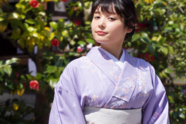 【京都府・京都市・着物レンタル】華やかな着物で京都を観光！フォーマル着物プラン 写真4