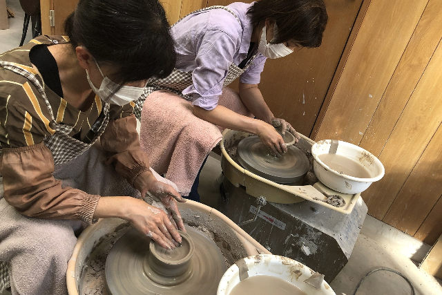 【期間限定ポイント10%還元！京都府・京都市・電動ろくろ】カップル限定！京都西陣の町家で体験（茶碗など1個） 写真8
