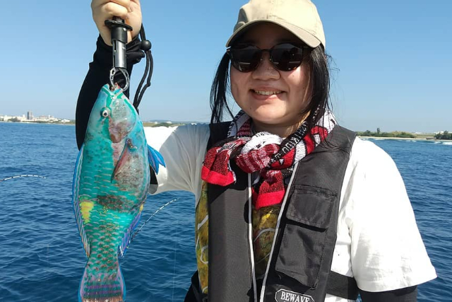 【沖縄・北谷・船釣り】初心者専門・手ぶらでOK！お子様、女性におすすめなボートフィッシングプラン 写真8