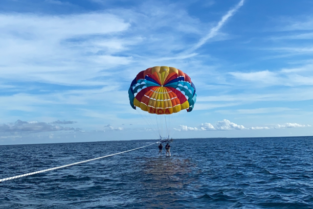 【沖縄・石垣島・パラセーリング】人気 No.1！石垣最長！絶景広がる大空200mコース！ 写真6