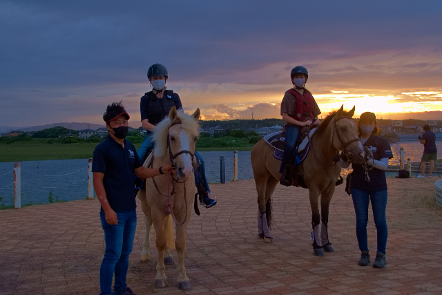 【三重・津市・乗馬体験】マリーナの綺麗な夕暮れライド＆厩舎見学ツアー 写真5