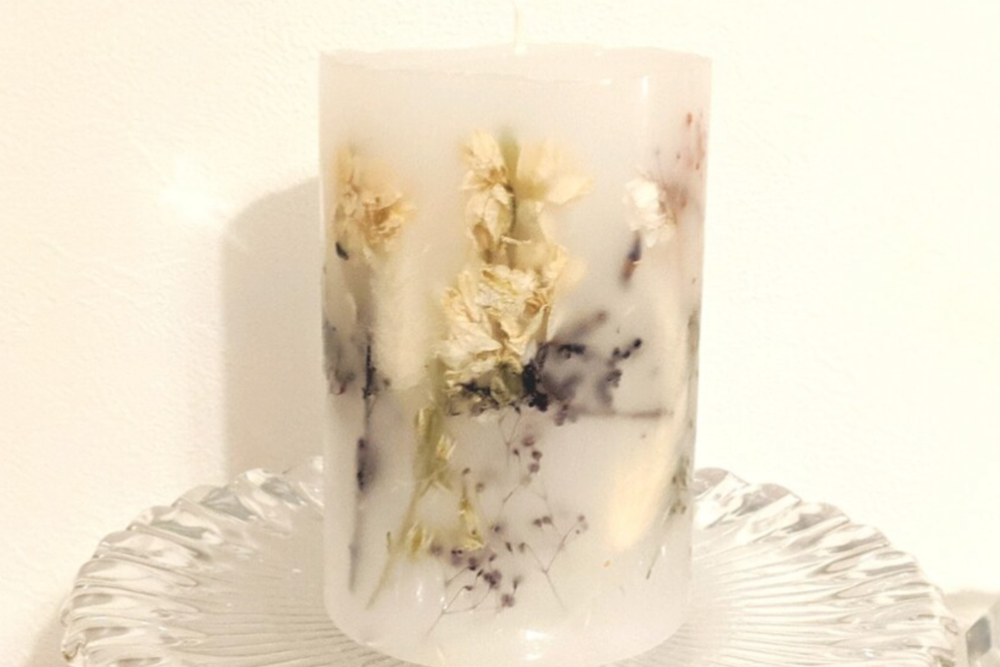 現地観光プラン レジャーチケット 定期観光バス 福岡 太宰府 手作りキャンドル ドライフラワーを詰め込んだ ボタニカルなキャンドル作り体験