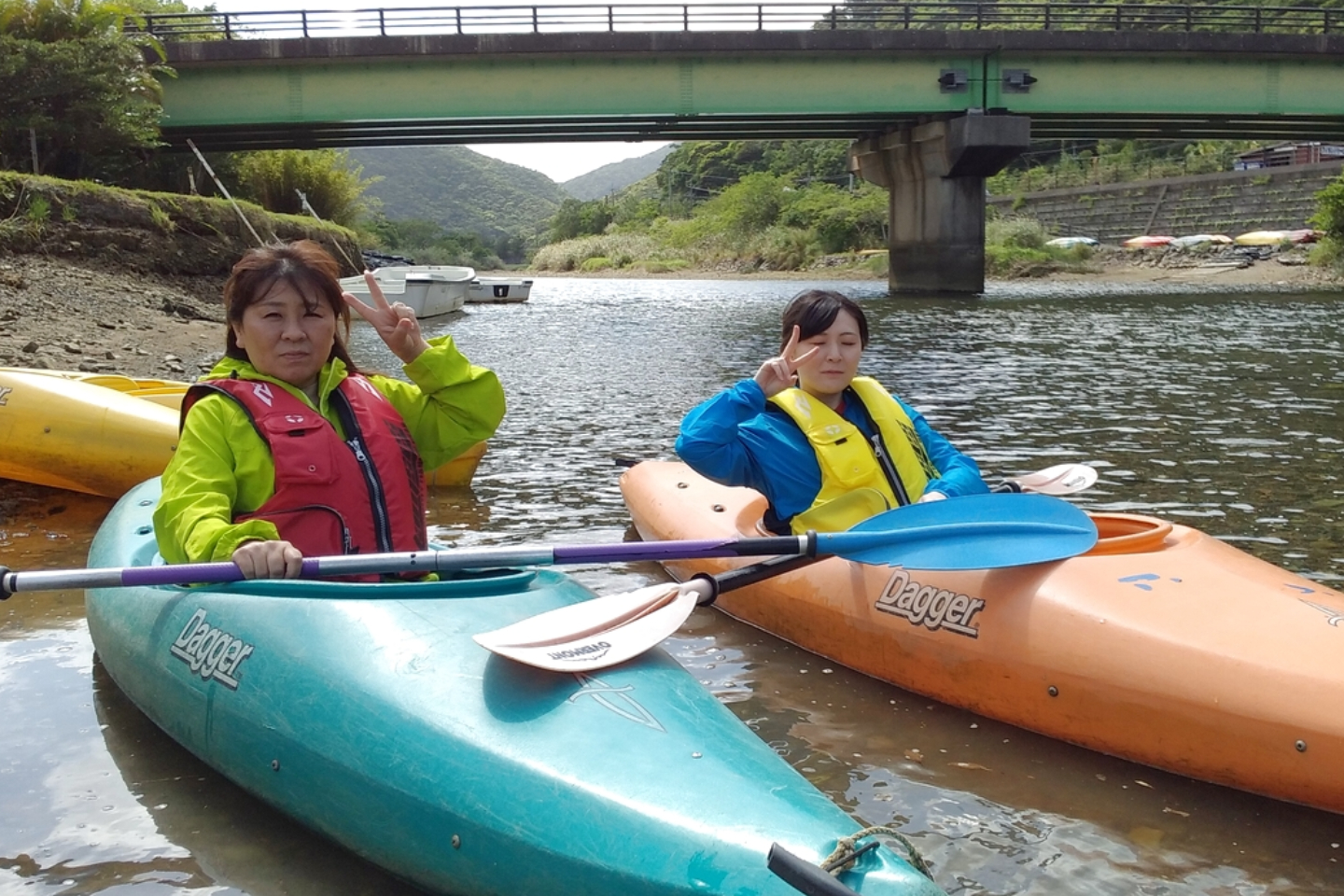 現地観光プラン レジャーチケット 定期観光バス 鹿児島 奄美大島 カヌー マングローブカヌーと巨大な豆の木 滝の見学ツアー 現地観光プラン レジャーチケット 定期観光バス 鹿児島 奄美大島 カヌー マングローブカヌーと巨大な豆の木 滝の見学ツアー