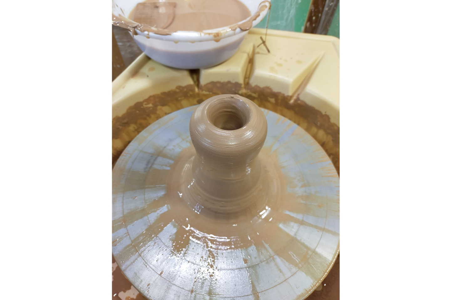 【佐賀・鳥栖・電動ろくろ】電動ろくろを使って好きなものを作ろう！陶器（2‐3個） 写真4
