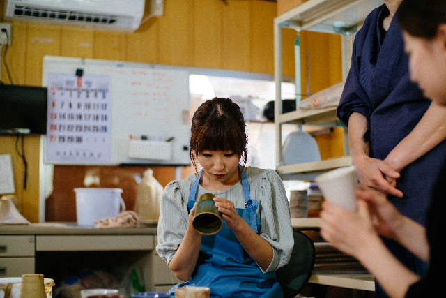【山口・萩・電動ろくろ】ゆっくりと陶芸を楽しむ3時間コース！湯呑・碗・皿　各1個 写真6