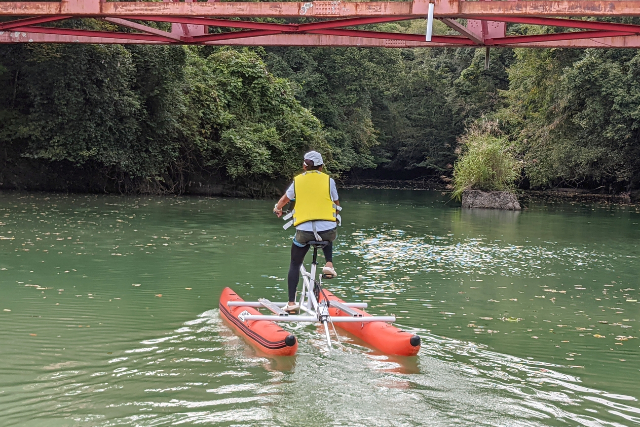 【三重・多気・SUP】しっかり楽しむバイクSUP！宮川大橋をめぐる水上ツーリング（90分コース） 写真2