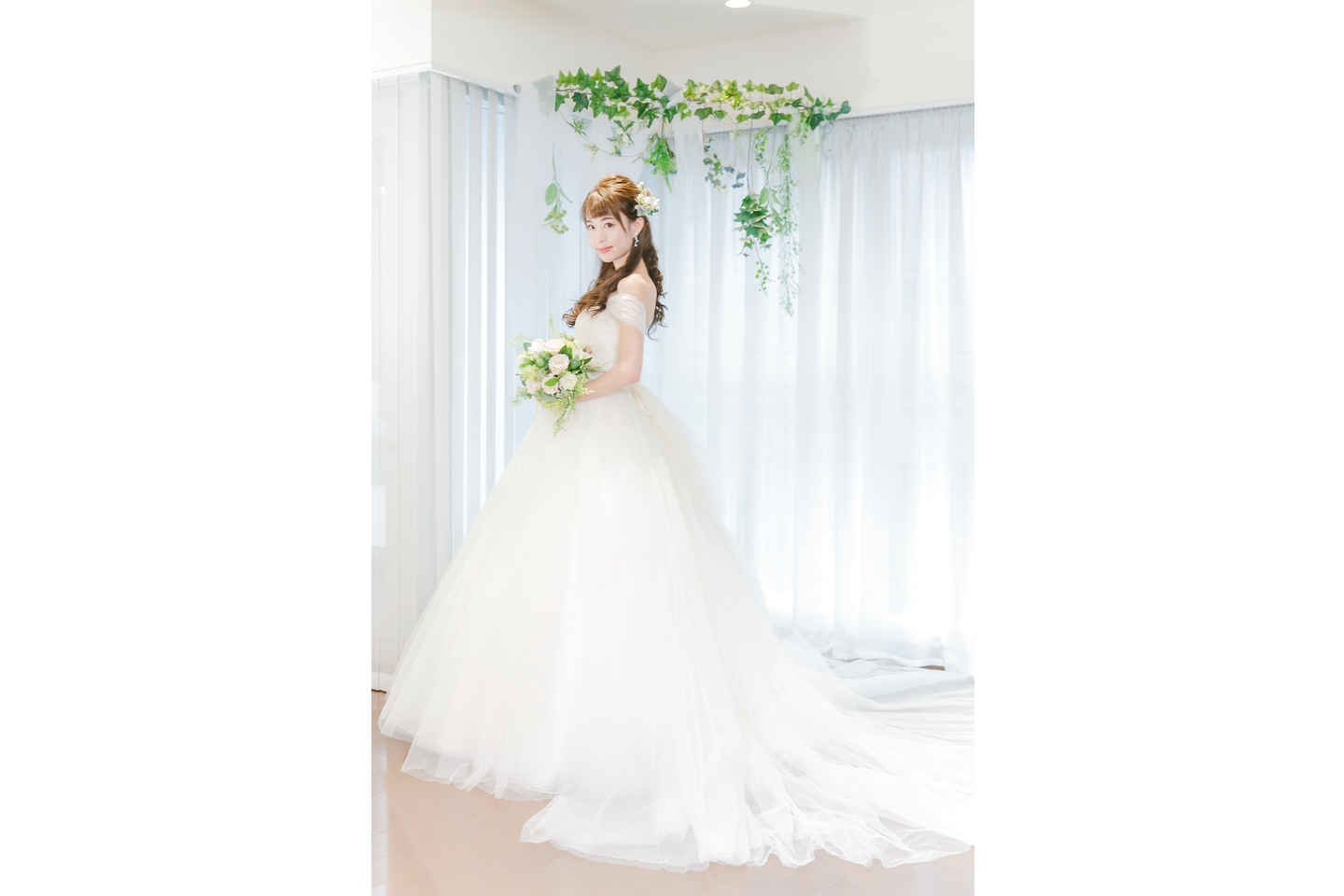 【東京・品川・ドレス試着】初回・平日限定！ブランドドレスでお姫様に大変身しよう（女性限定） 写真7