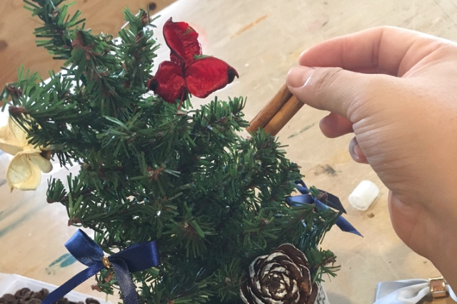【京都府・京都市・クリスマスグッズ作り】簡単手作り！クリスマスミニツリー　1個 写真6