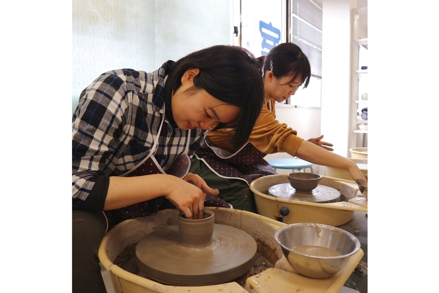 【埼玉・さいたま・電動ろくろ】人気の電動ろくろを体験しよう！茶碗（1個） 写真4