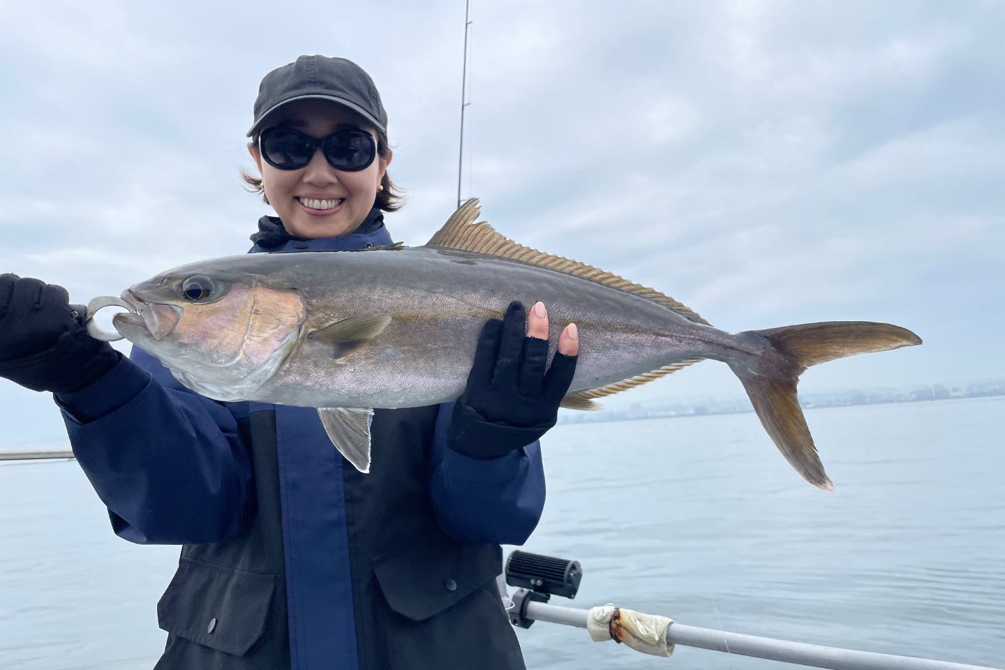 【鹿児島県・鹿児島市・船釣り】桜島を見ながら船釣りを楽しもう！乗合プラン・午前 写真8