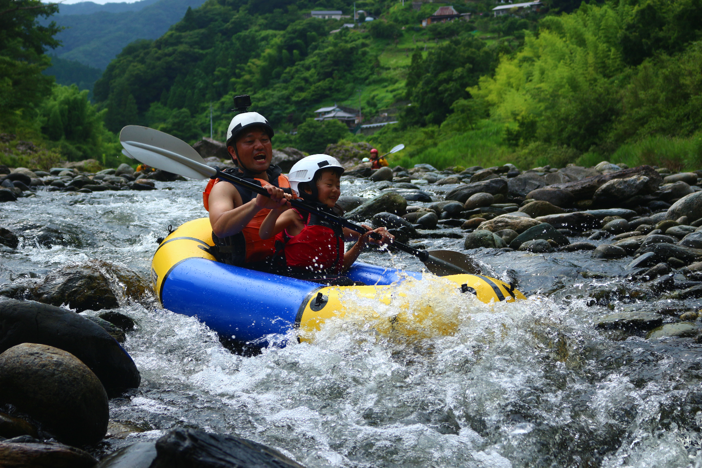 現地観光プラン レジャーチケット 定期観光バス 徳島 三好 川下り 絶景の四国吉野川楽しもう パックラフト体験ツアー