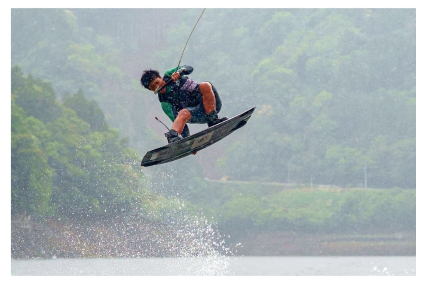 【福岡・福津・ ウェイクボード】真っ青な福津の海で満喫！ウェイクボード体験 写真8