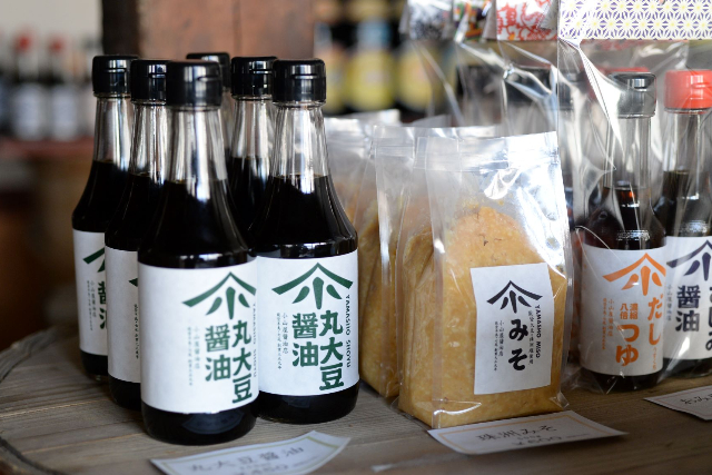 【石川・七尾・醤油作り】能登の老舗醤油店で女将に習う。醤油麹作り＆醤油蔵見学体験 写真5