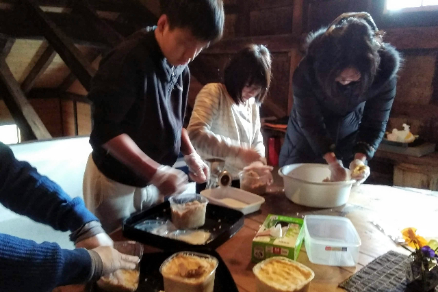 【石川・七尾・ 手作り味噌】七尾の老舗「小山屋醤油店」で味噌作り＆醤油蔵見学体験 写真5