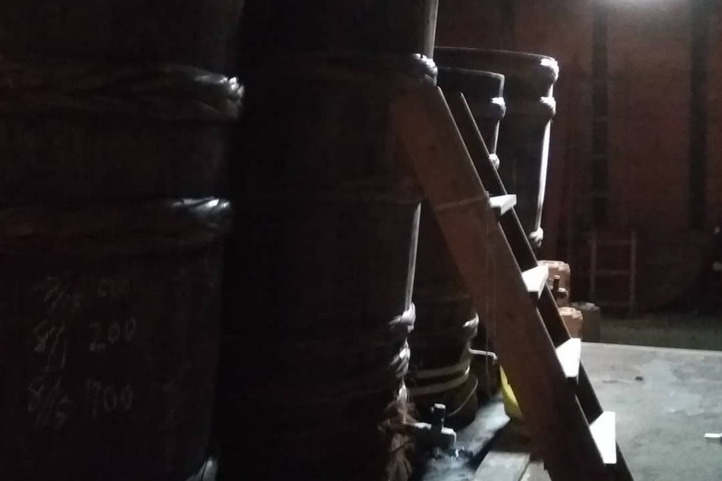 【石川・七尾・ 手作り味噌】七尾の老舗「小山屋醤油店」で味噌作り＆醤油蔵見学体験 写真8