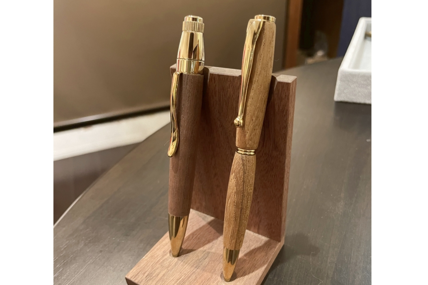 【愛知・瀬戸・木工教室】使うほど味わいが増す天然の寄木で作る一品。ボールペン1本 写真3