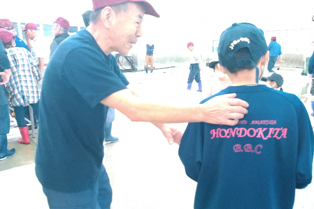 【熊本・天草・魚市場】多種多様な魚介が集まる魚市場はまるで水族館！天草魚市場探検 写真6