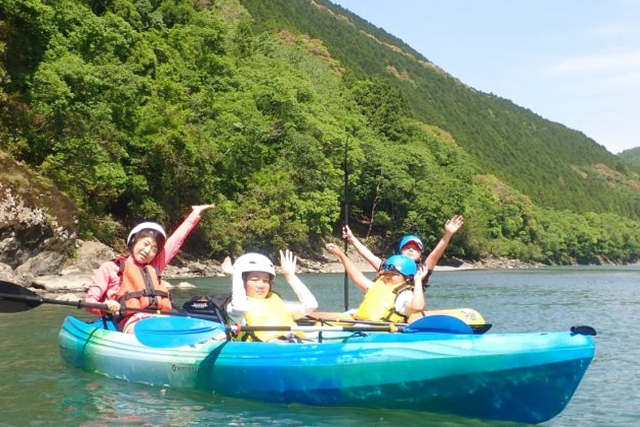 【高知・四万十・カヌー】四万十川の雄大な流れを満喫！カヌー体験（半日ツアー） 写真5