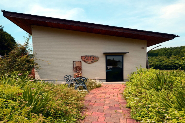 【広島・庄原・料理教室】新鮮なジャージー牛乳でバター作り体験＆チーズ試食つき 写真4