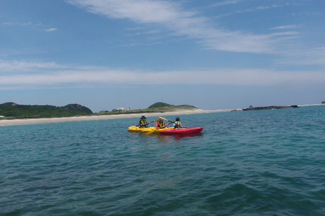 【鹿児島・種子島・シーカヤック】種子島の美しい海の上をお散歩！シーカヤック/シュノーケル体験 写真4
