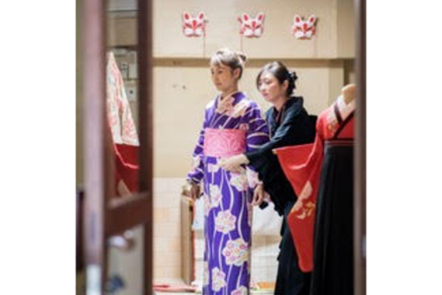【鹿児島県・鹿児島市・着物レンタル】世界三大織物・大島紬も選べる！着物で市内散策 写真6
