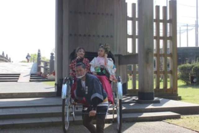 【鹿児島県・鹿児島市・人力車】浴衣・着物に着替えて人力車に乗ろう！30分コース 写真6