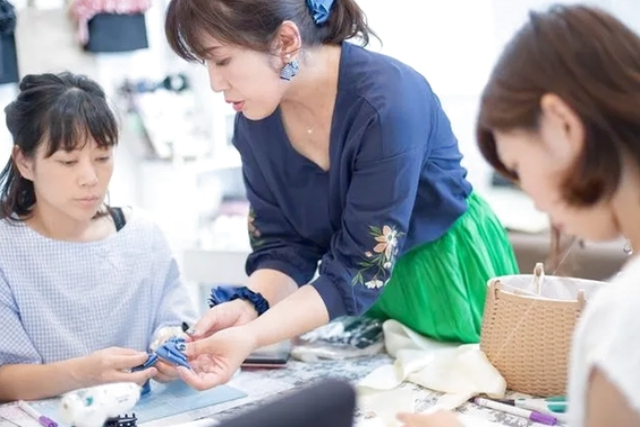【香川・高松・手作りリボン】リボン体験で大人可愛いヘアアクセサリー作り（3個） 写真7