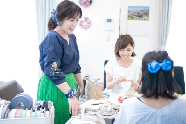 【香川・高松・手作りアクセサリー】きらりと輝くビジューで作るアクセサリー（2個） 写真4