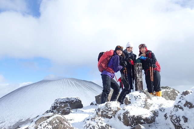 【長野・小諸・スノーシュー】浅間山の外輪山「黒斑山」でスノーシュートレッキング 写真8