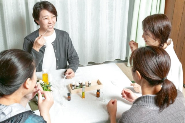 【香川・高松・アロマオイル手作り】マスク生活を快適に過ごそう！アロママスクスプレー（1個） 写真4
