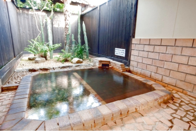 【熊本県・熊本市・日帰り温泉】ふたりでゆっくりお風呂に浸かろう。貸切風呂（2名） 写真6