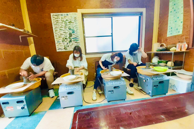 【愛媛・松山・手びねり】大切な方へのプレゼントにもぴったり！茶碗、湯呑みなど1個 写真2