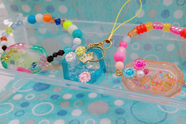 【愛知・名古屋・手作り雑貨】音が鳴って楽しい！シャカシャカキーホルダー1個 写真4