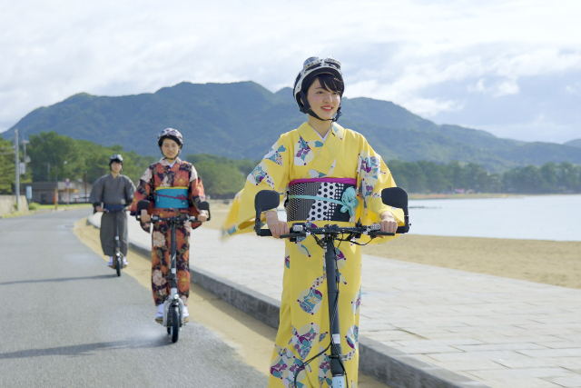 【山口・萩・乗り物レンタル】着物に着替えて立ち乗り電動キックボードで萩を観光！ 写真5