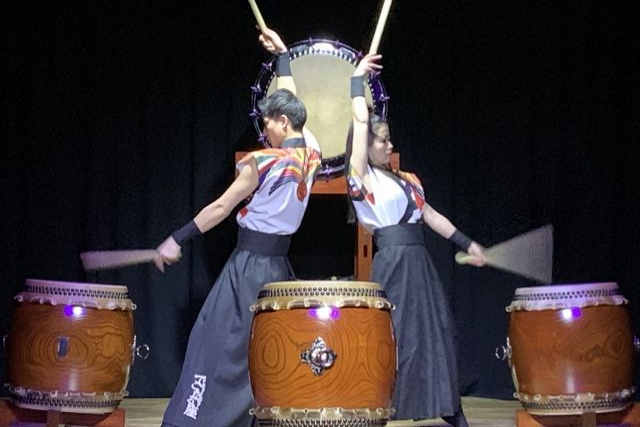 【岐阜・高山・伝統芸能】扇子を使った日本舞踊も体験！高山伝統芸能ライブショー 写真3