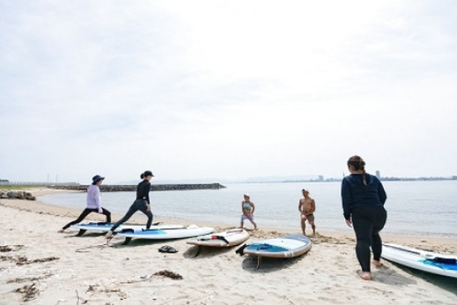 【福岡・能古島・SUP】初めてでも大丈夫！海でヨガを楽しむSUPヨガ体験 写真2
