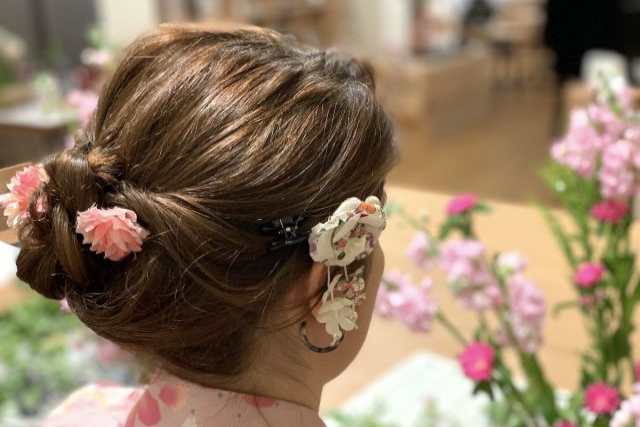 【京都府・京都市・華道】京都ならではの花材で楽しむ！築140年の京町家で華道体験 写真4
