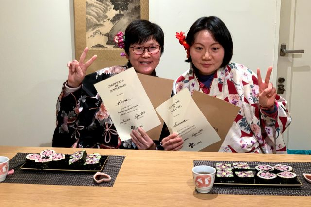 【京都府・京都市・寿司教室】鮮やかで可愛い巻き寿司！飾り巻き寿司（2種類） 写真2