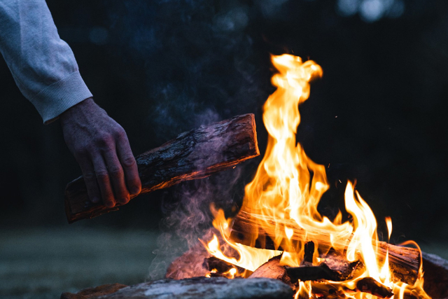 【山梨・北杜・グランピング】大型ベルテントで寛ぐ！BBQ付き贅沢グランピング体験 写真8