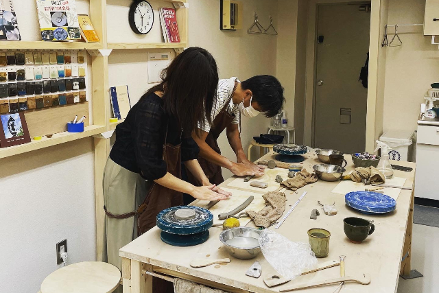 【東京・渋谷・陶芸体験】渋谷駅徒歩約5分の工房で朝活陶芸！湯呑や小鉢など（1個） 写真8