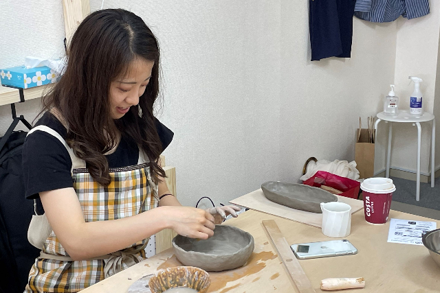 【東京・渋谷・陶芸体験】渋谷駅徒歩約5分の工房で朝活陶芸！湯呑や小鉢など（1個） 写真6