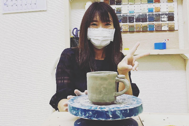 【東京・渋谷・陶芸体験】お仕事帰りに気軽に楽しむ陶芸体験！湯呑や小鉢など（1個） 写真2