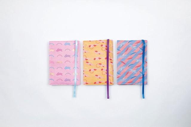 【山梨・富士吉田・製本】旅の思い出にぴったり！織物工場で作る御朱印帳（1個） 写真3