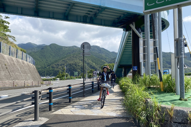 【三重・熊野・サイクリング】海沿いを快走！電動自転車に乗って爽快フォト・ハントツアー 写真5