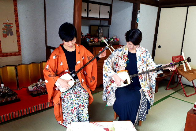 【大阪・住吉・楽器体験】簡単な曲の演奏ができる！手ぶらで三味線体験60分コース 写真4