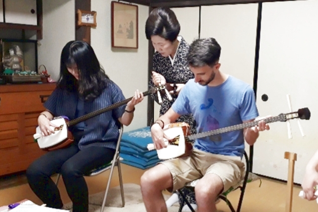 【大阪・住吉・楽器体験】三味線の音色と日本文化に触れる！大満足の90分コース 写真5