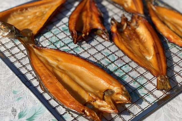 【三重・熊野・燻製器づくり】世界に1つしかない木製燻製器を手作り！熊野杉で燻製器作り＆燻し体験 写真8