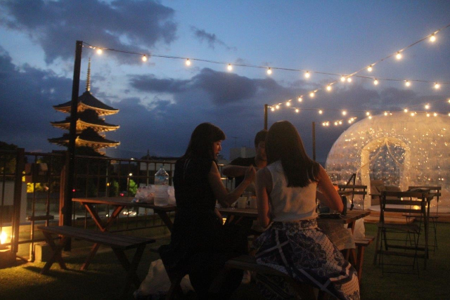 【京都府・京都市・グランピング】古都の夜景を満喫しよう。屋上スペース貸切プラン 写真4