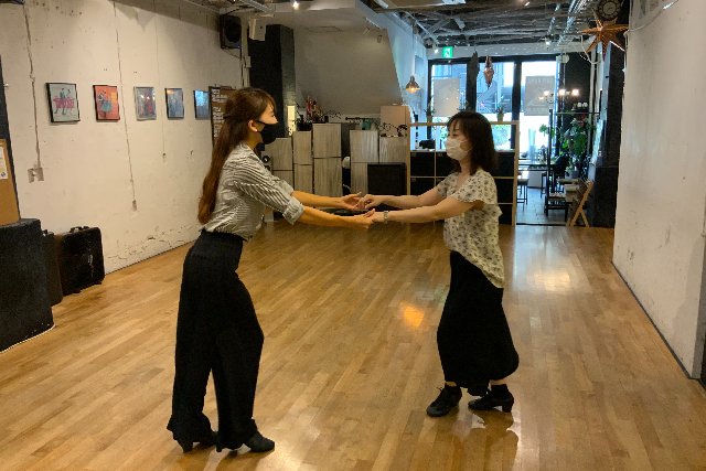【東京・蒲田・社交ダンス】マンツーマンで楽しく学べる！ペアダンスレッスン 写真7